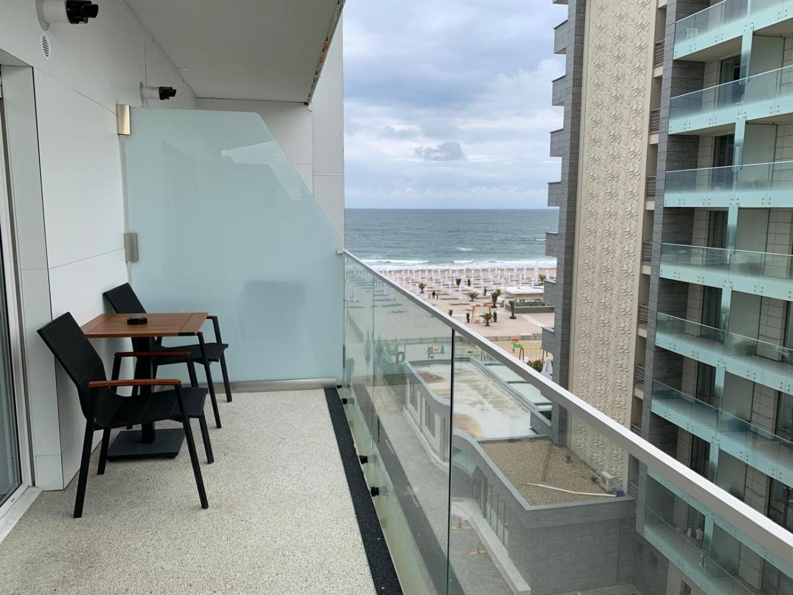 White Tower Mamaia Prestige Apartments Exterior photo